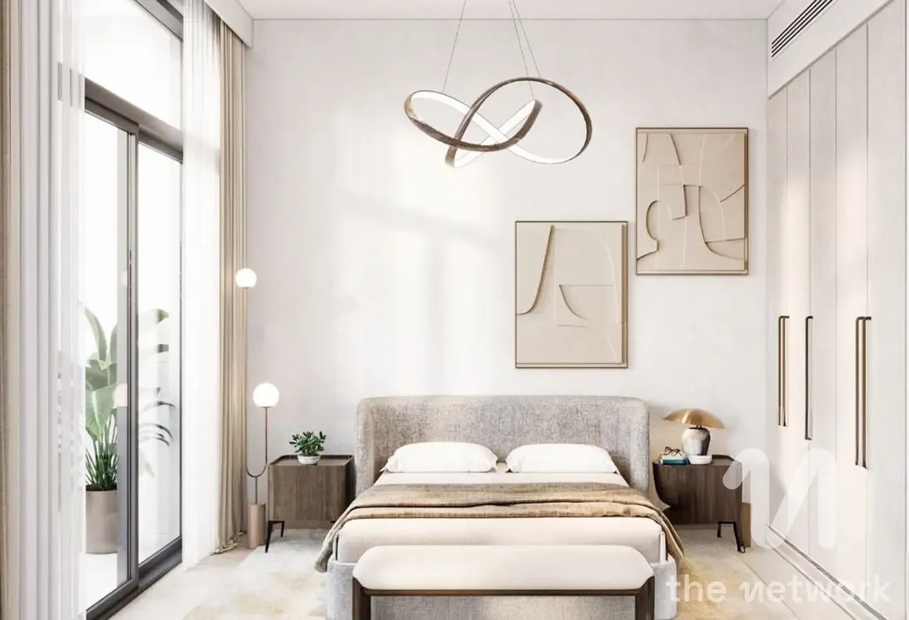 On the park | Next to entrance | Motivated Seller