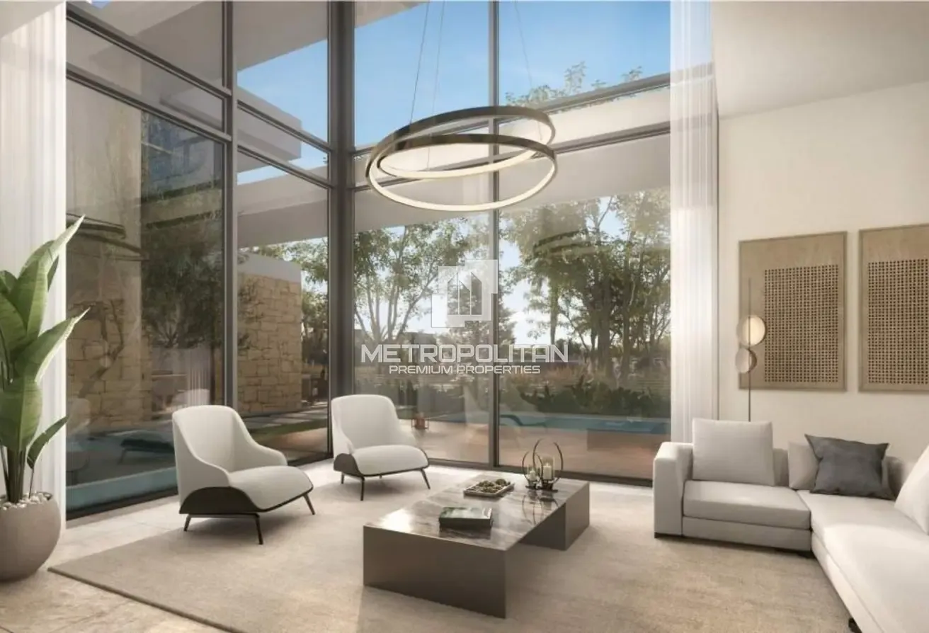 Single Row | Park View | Spacious Layout
