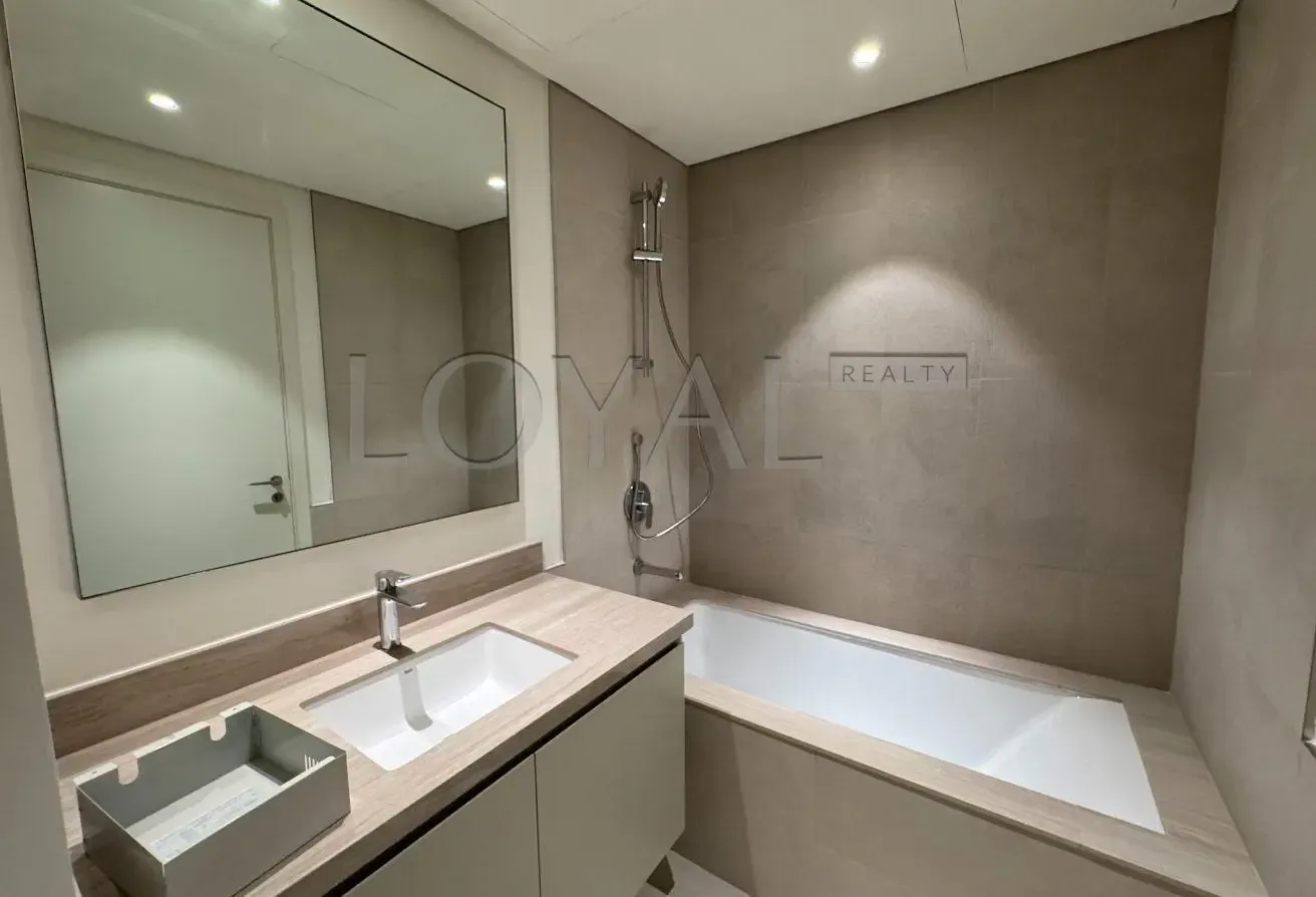 Spacious | Community Expert | Lowest Price