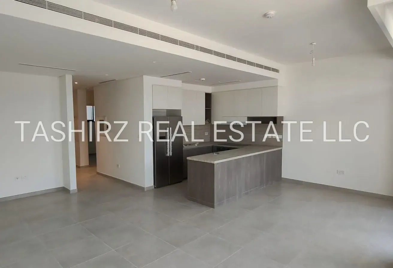Brandnew 3Bed TH | Single Row | Unfurnished
