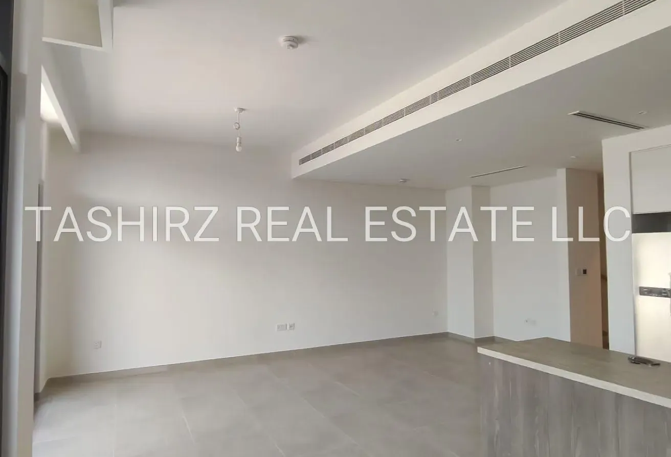 Brandnew 3Bed TH | Single Row | Unfurnished