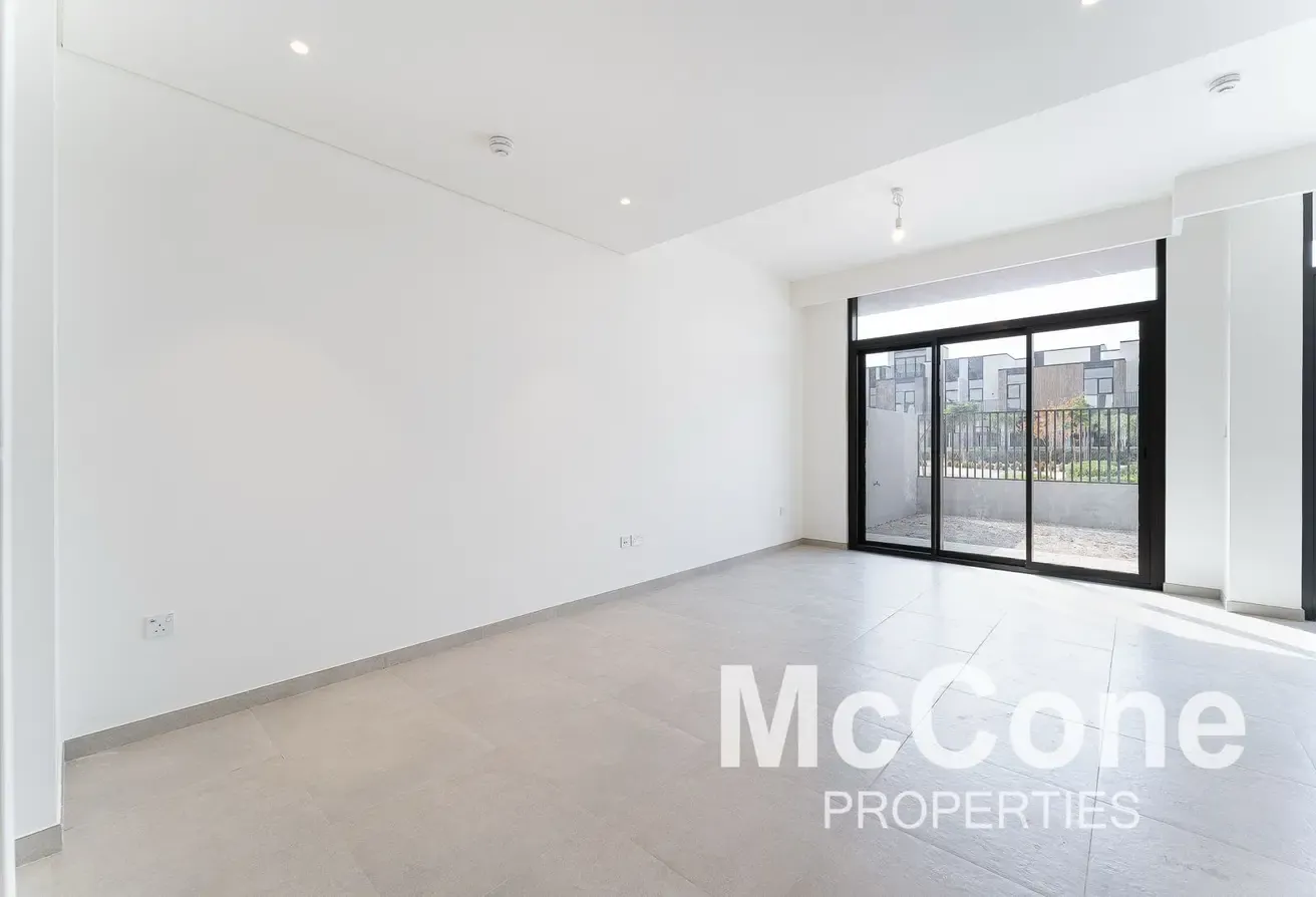 Internal Unit | Park Facing | Priced To Sell