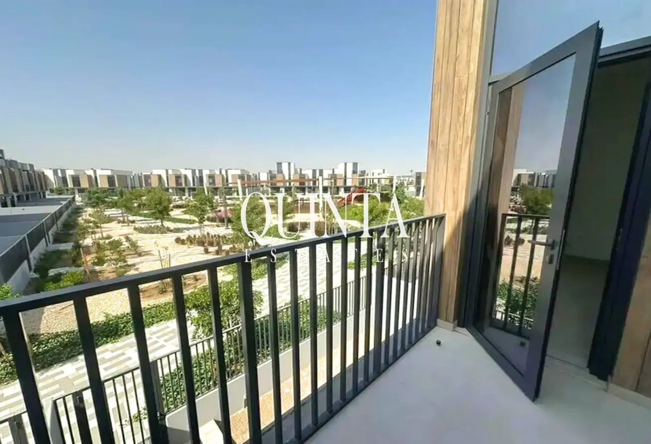 Modern and Spacious Layout| Family Living