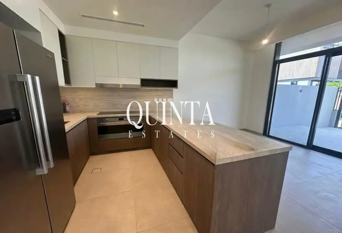 Modern and Spacious Layout| Family Living
