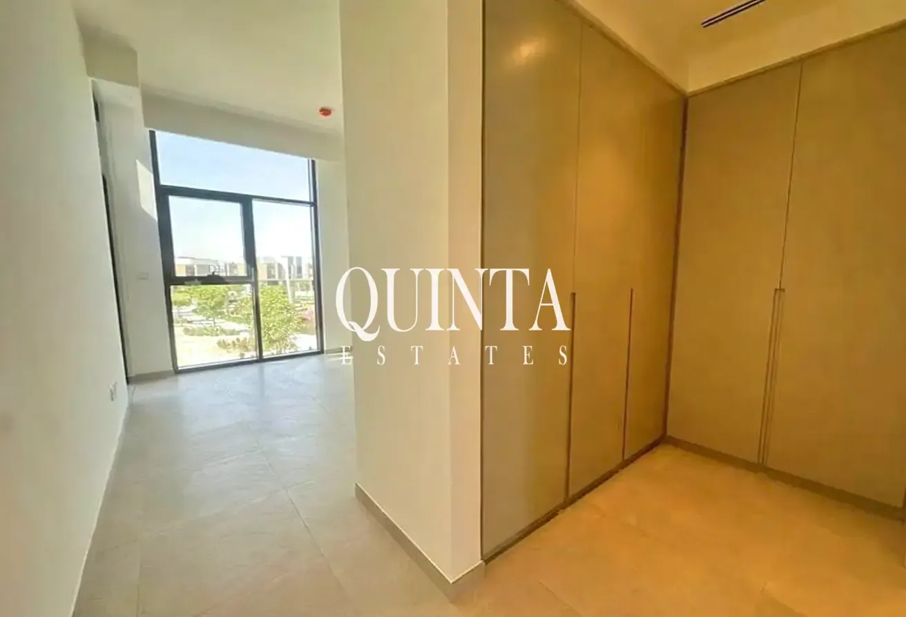 Modern and Spacious Layout| Family Living