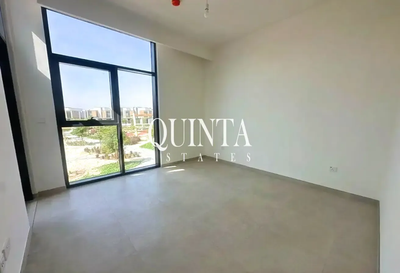 Modern and Spacious Layout| Family Living