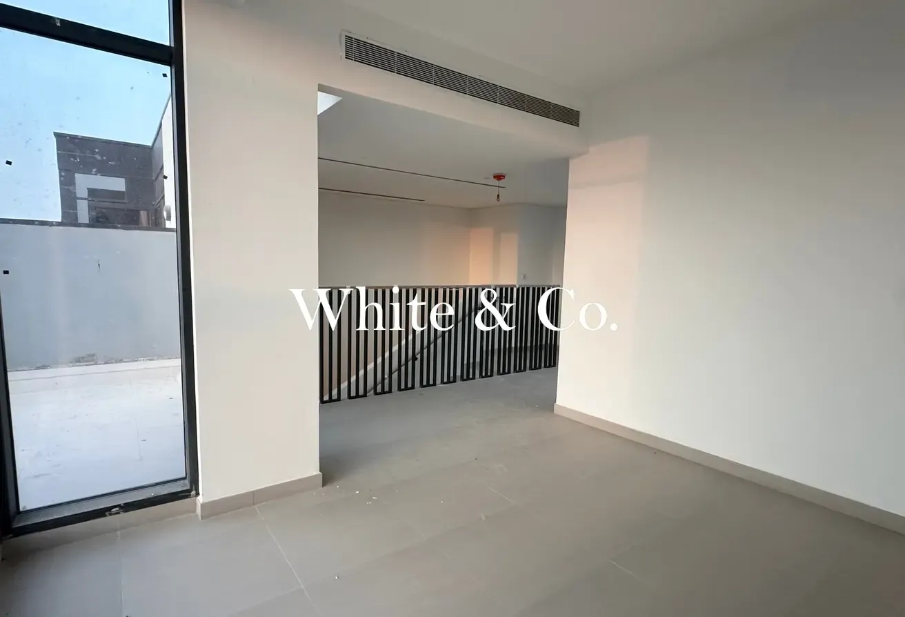 3BR G+2 | Close to Pool | Park Backing