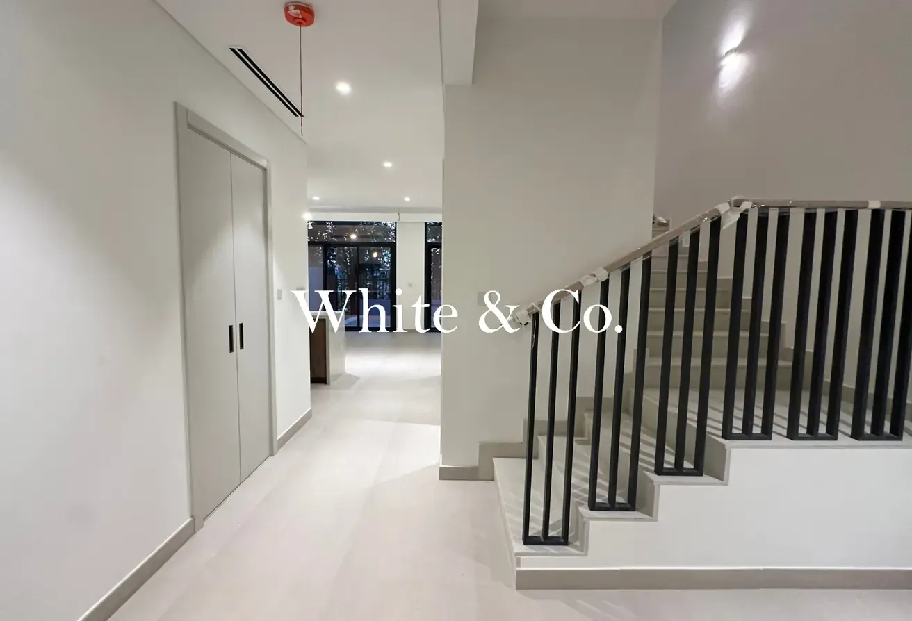 3BR G+2 | Close to Pool | Park Backing