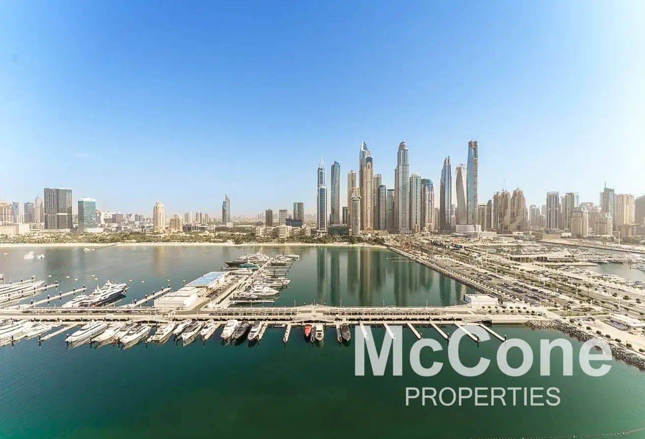 Marina View | Spacious | Deluxe Furniture