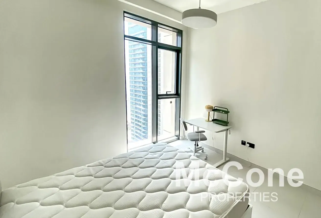 Marina View | Spacious | Deluxe Furniture