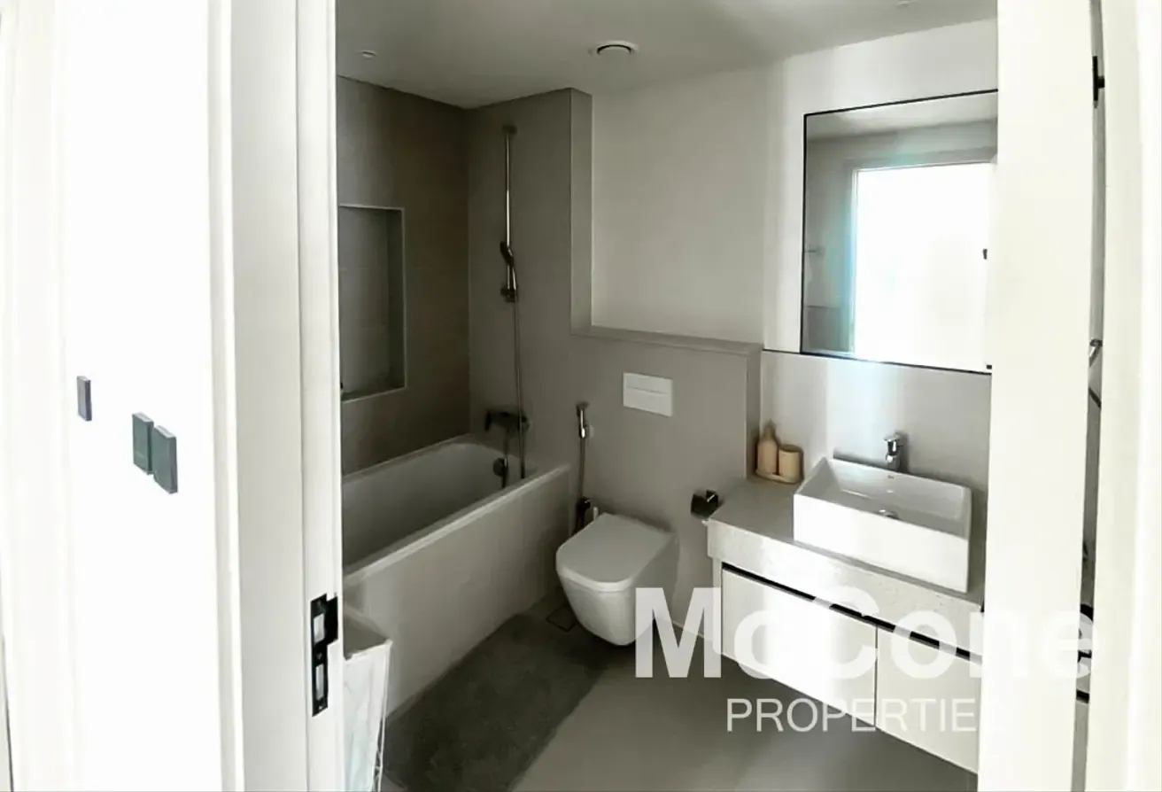Marina View | Spacious | Deluxe Furniture