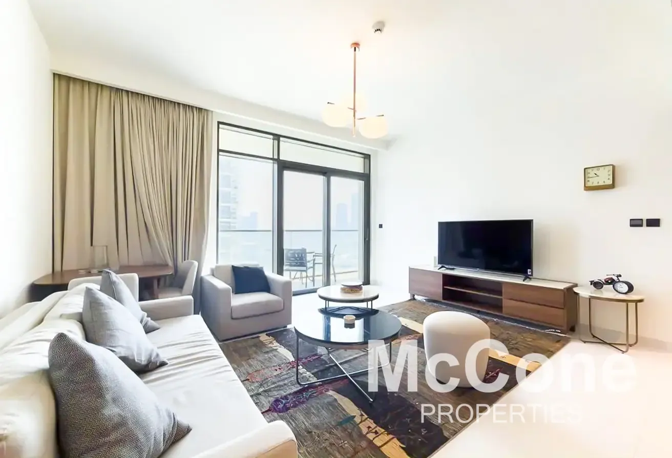 Marina View | Furnished | Vacant