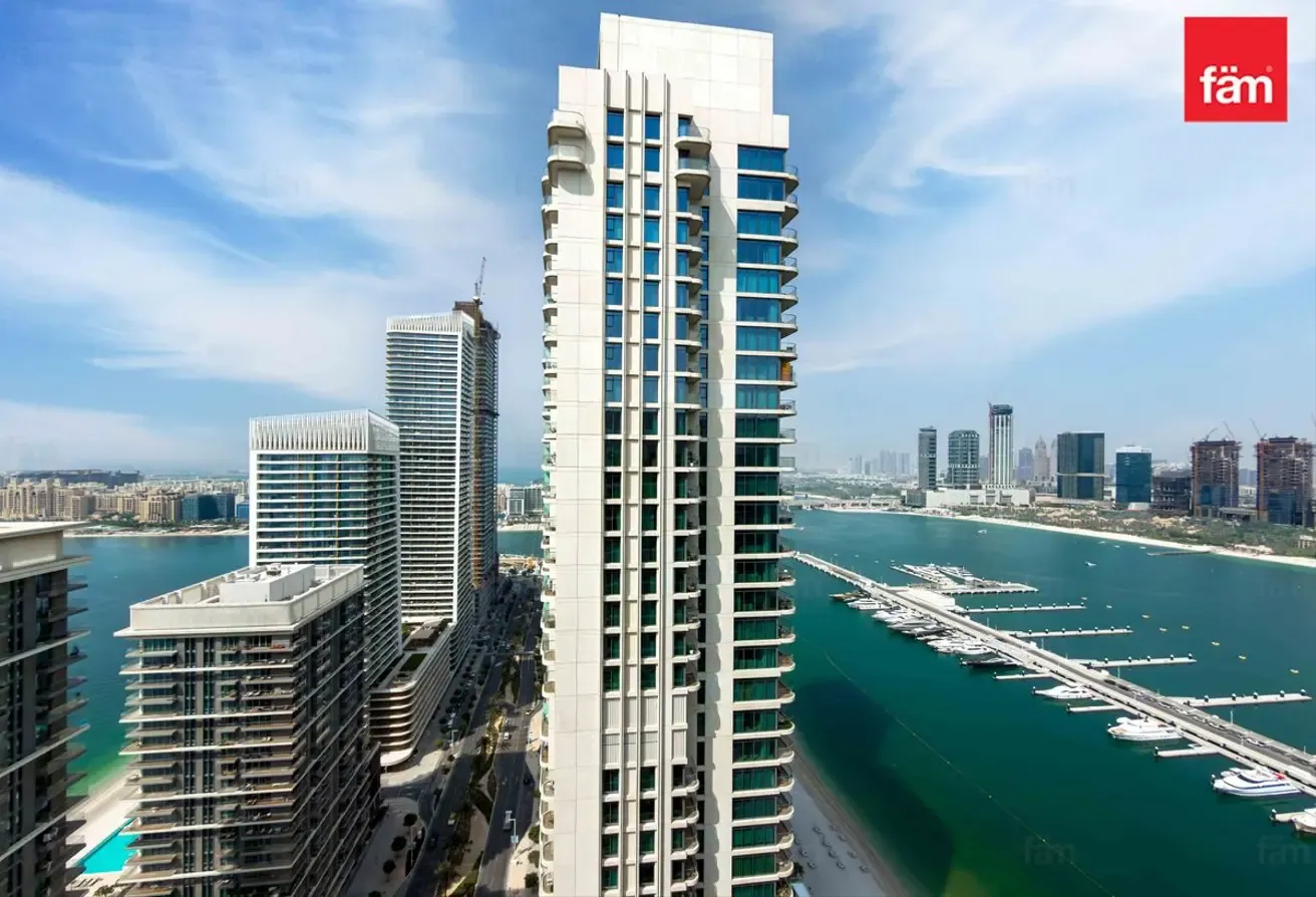 MARINA VIEWS | FULLY FURNISHED | PRIVATE BEACH