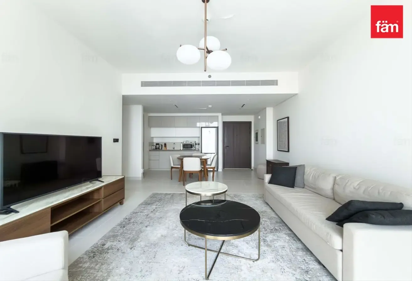MARINA VIEWS | FULLY FURNISHED | PRIVATE BEACH