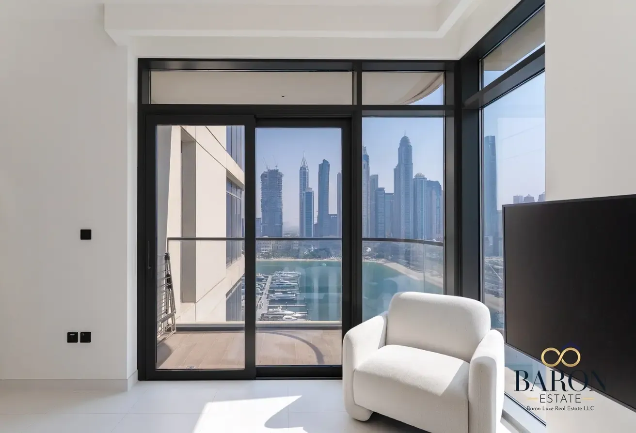 Vacant | Marina and Palm View | Fully Furnished