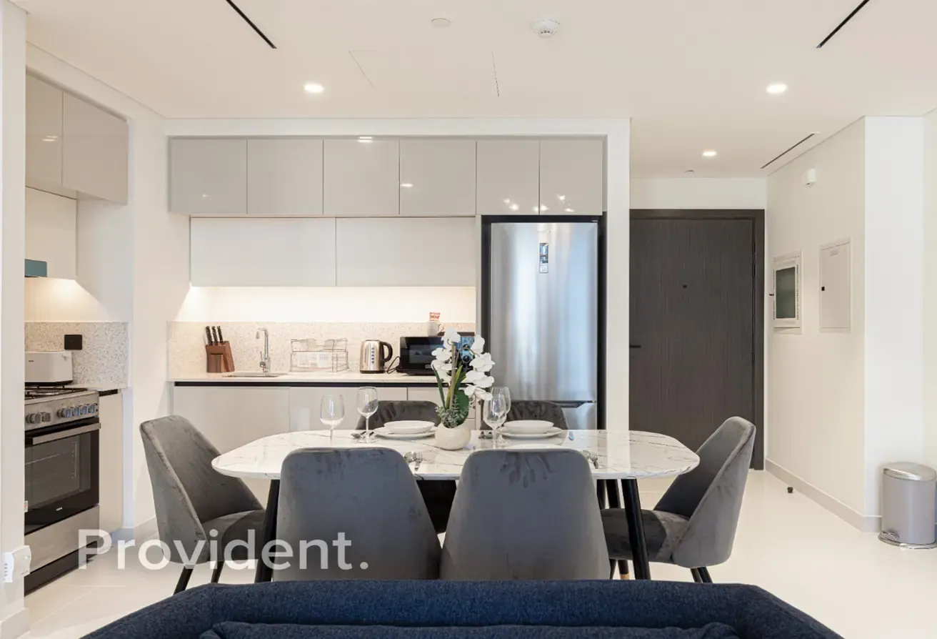 Marina Vista | Premium 1BR | Emaar Beachfront