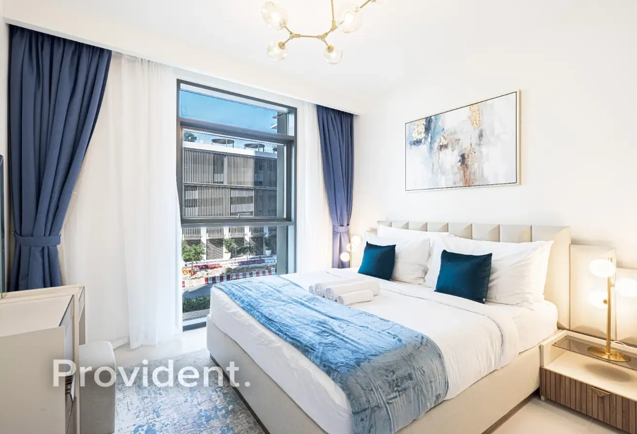 Marina Vista | Premium 1BR | Emaar Beachfront