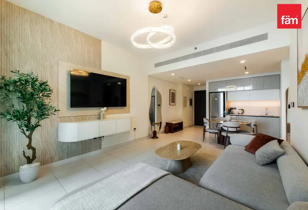 Large Living Room | Palm Views | Beach Access