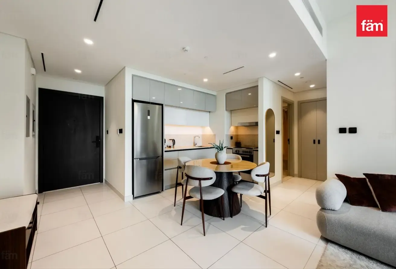 Large Living Room | Palm Views | Beach Access