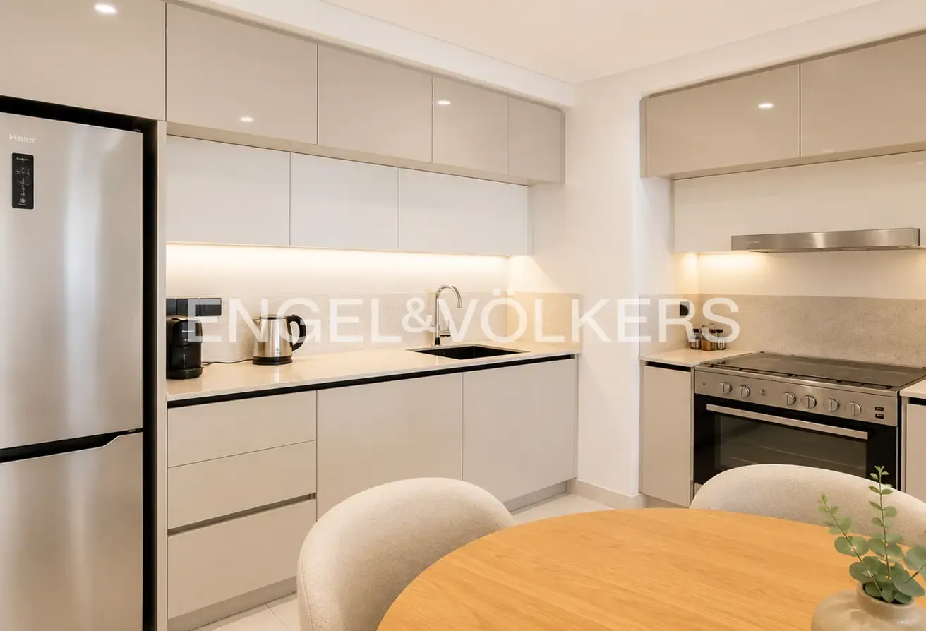 Fully Furnished I Vacant I Sea View