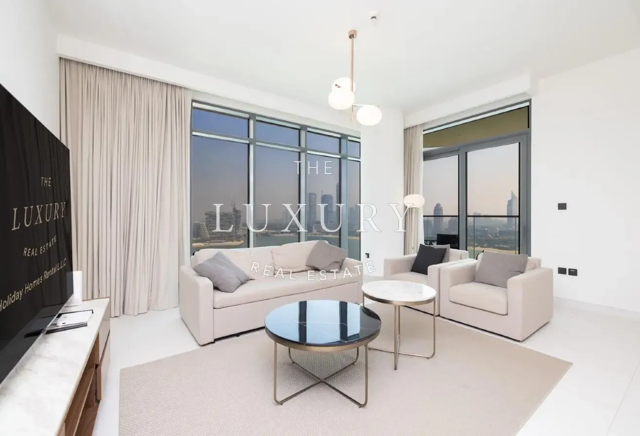 PANORAMIC SEA VIEW | FULLY FURNISHED | VACANT