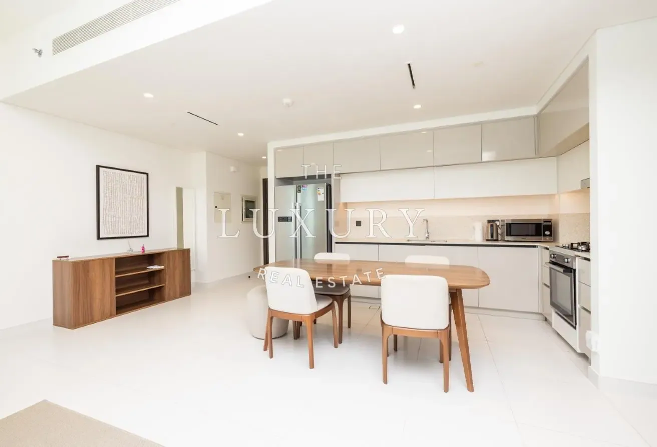 PANORAMIC SEA VIEW | FULLY FURNISHED | VACANT