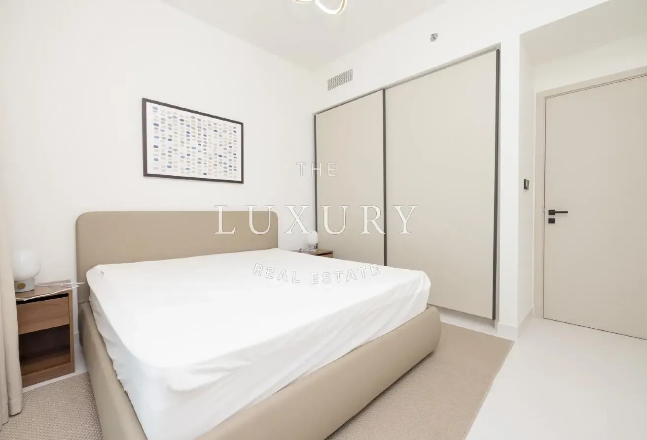 PANORAMIC SEA VIEW | FULLY FURNISHED | VACANT