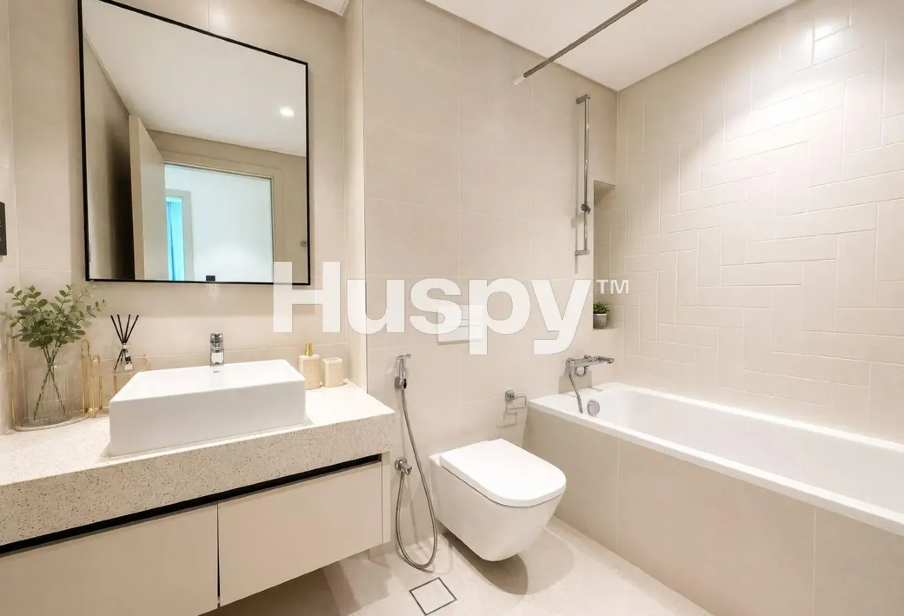 Beach Access | Low Floor | Flexible Cheques