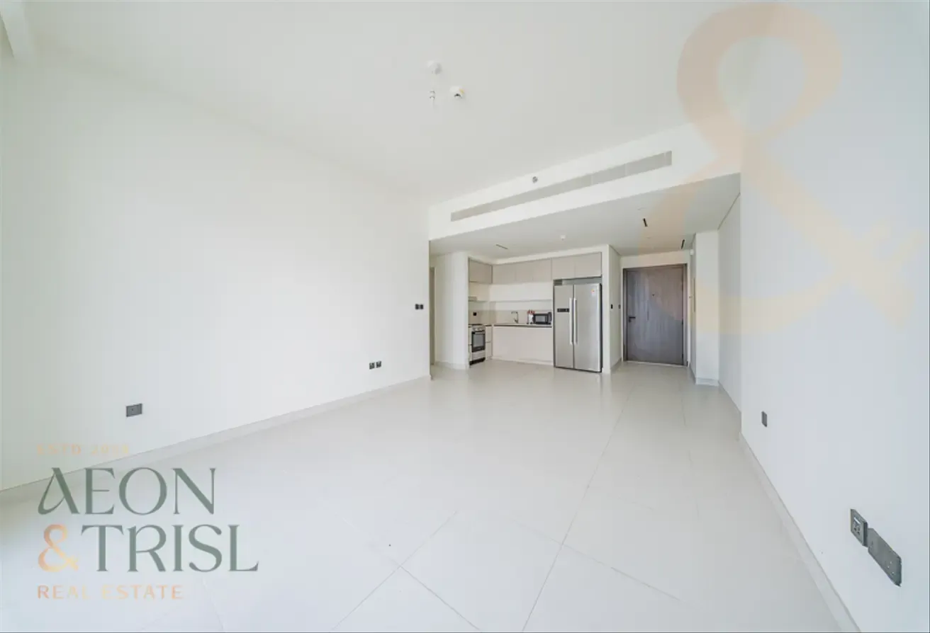Luxury 2BD I Higher floor I Marina View I Vacant