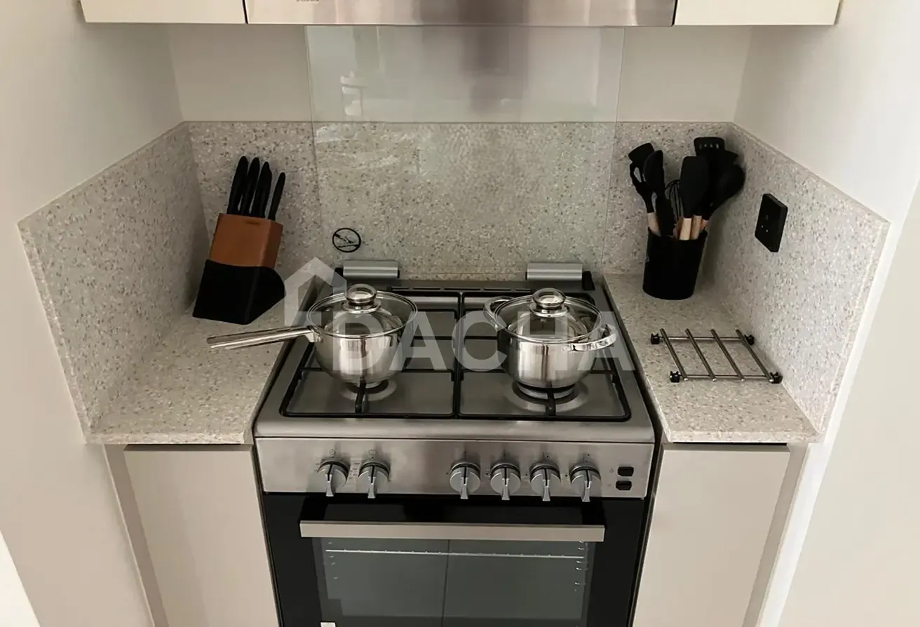 Fully Furnished | Chiller Free | Beach Access