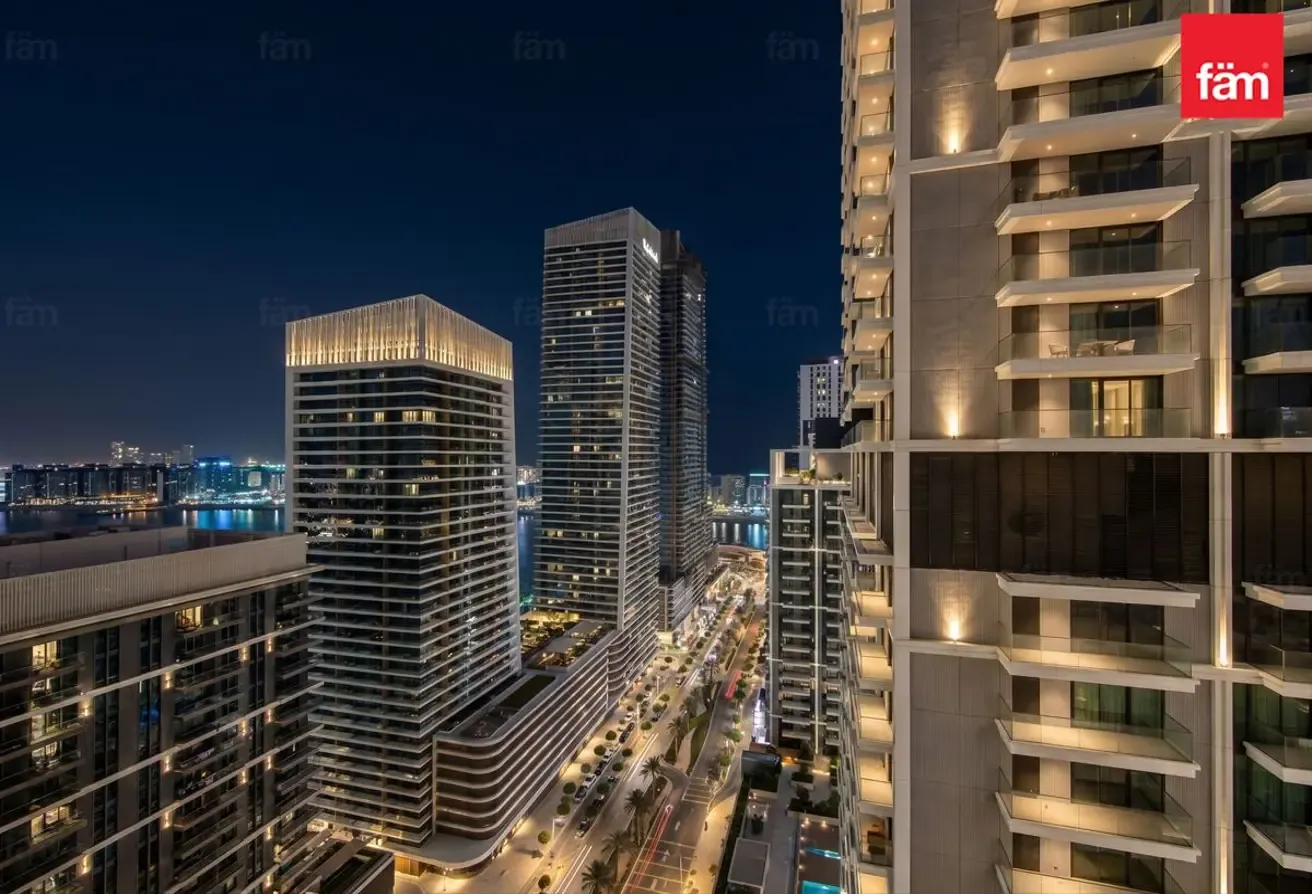 Private Beach | Stunning 2 Bedroom | Vacant