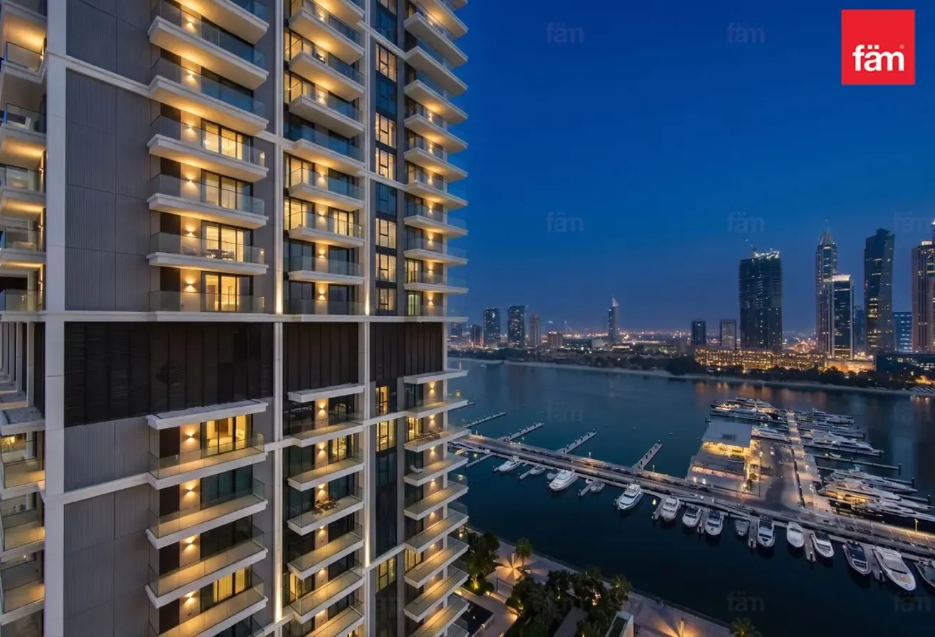 Private Beach | Stunning 2 Bedroom | Vacant