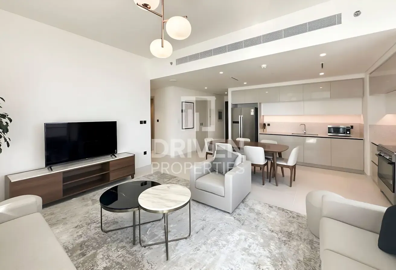 Marina View | Fully Furnished | Refined Living