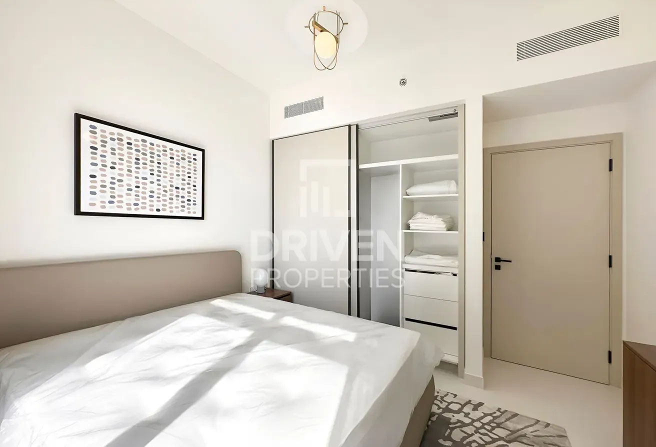 Marina View | Fully Furnished | Refined Living
