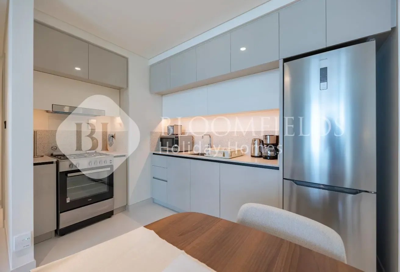 Luxury 1BR | Marina Vista | Emaar Beachfront | 6th