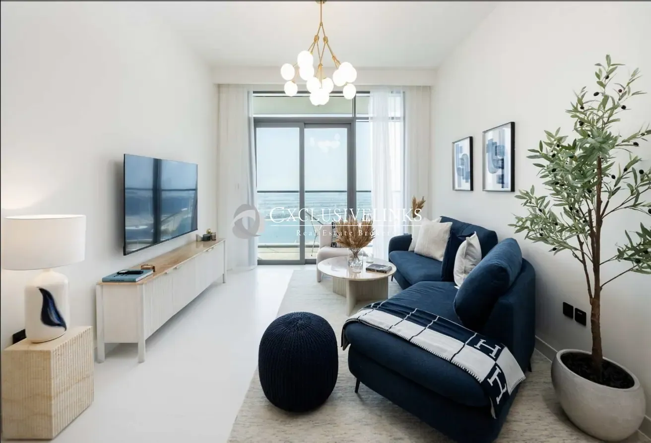 Sea View | Luxurious | Furnised