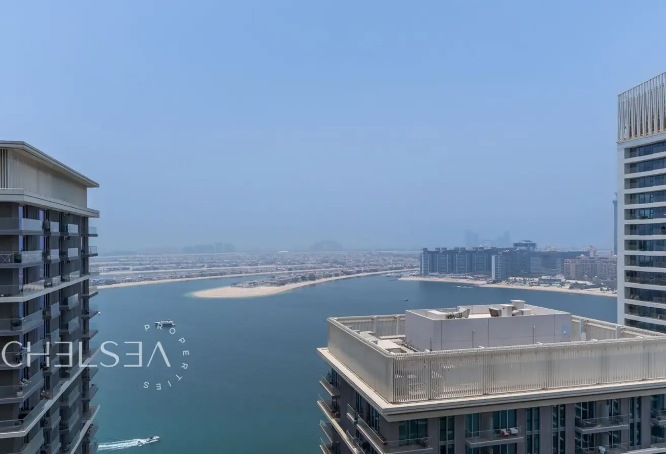 PALM VIEW| TWO BALCONIES| HIGH FLOOR