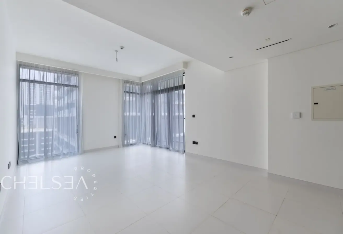 PALM VIEW| TWO BALCONIES| HIGH FLOOR