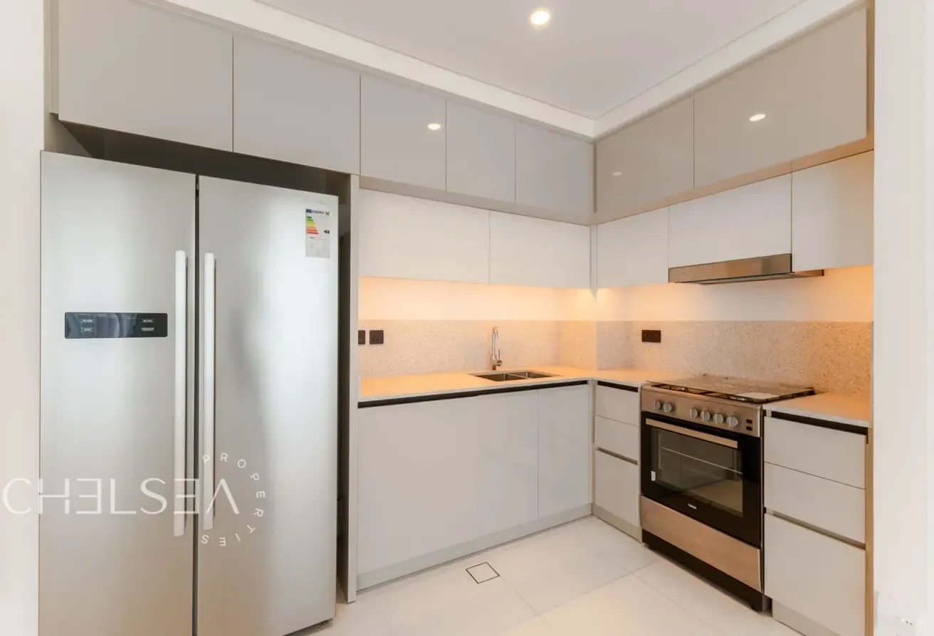 PALM VIEW| TWO BALCONIES| HIGH FLOOR