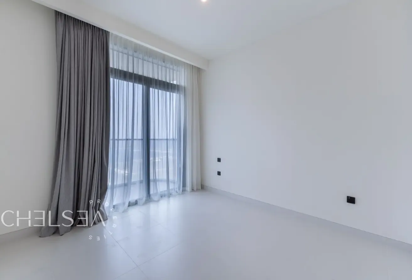PALM VIEW| TWO BALCONIES| HIGH FLOOR