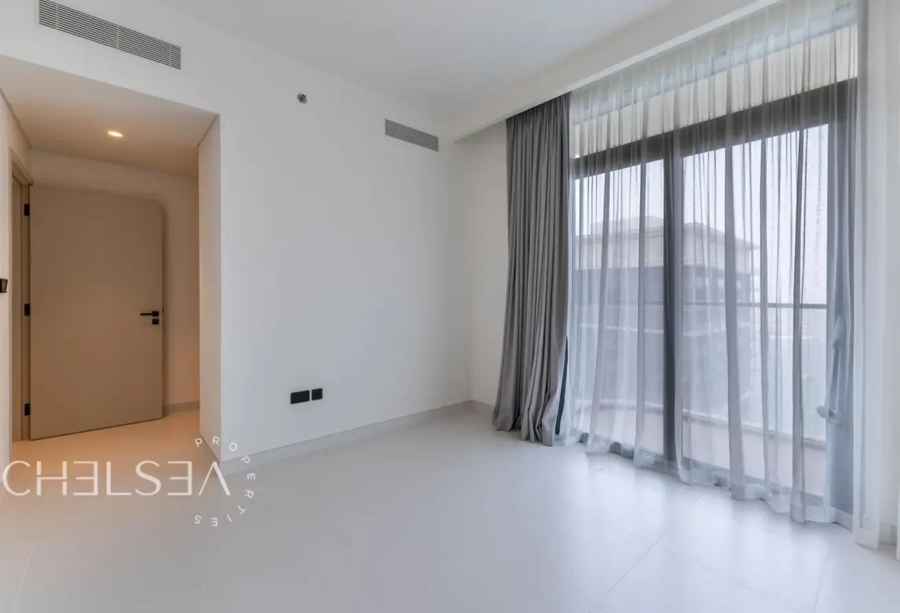 PALM VIEW| TWO BALCONIES| HIGH FLOOR
