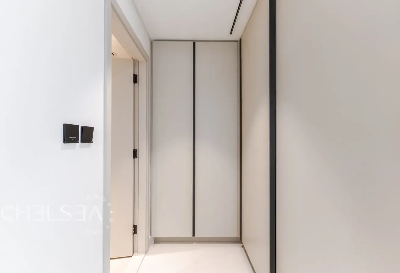PALM VIEW| TWO BALCONIES| HIGH FLOOR