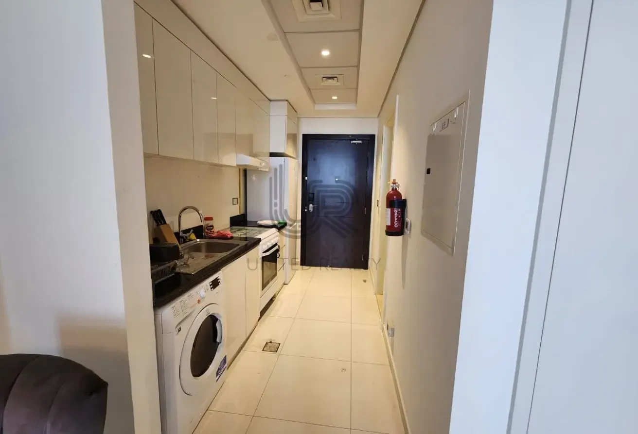 BEST DEAL| FULLY FURNISHED| STD WITH BALCONY|