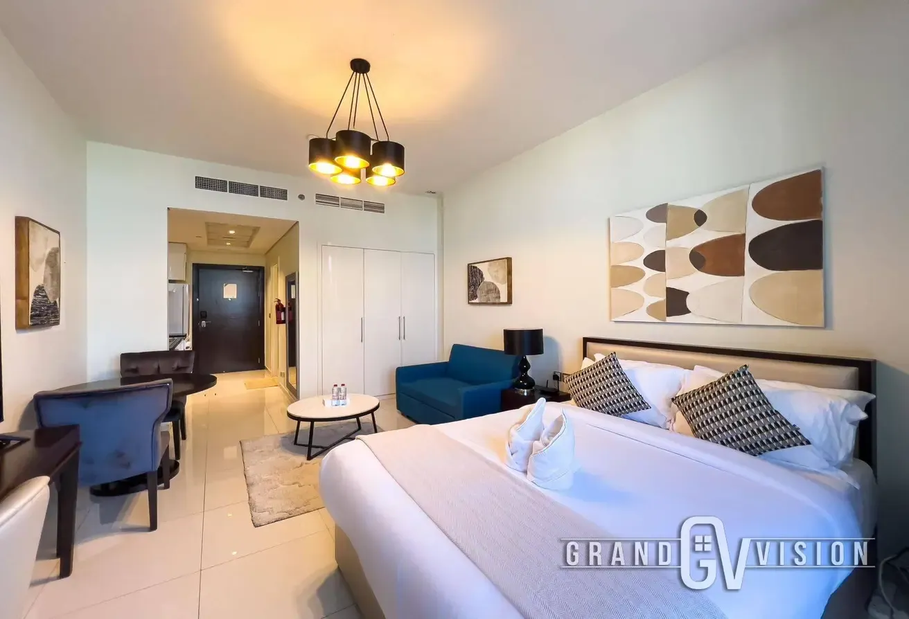LUXURY FURNISHED STUDIO I FLEXIBLE PAYMENT I PRIME LOCATION