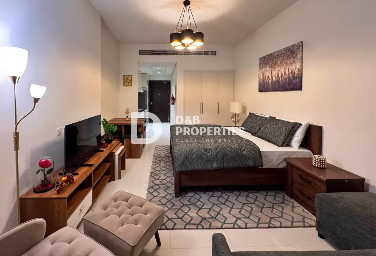 Fully Furnished | High Floor | Near to Exit