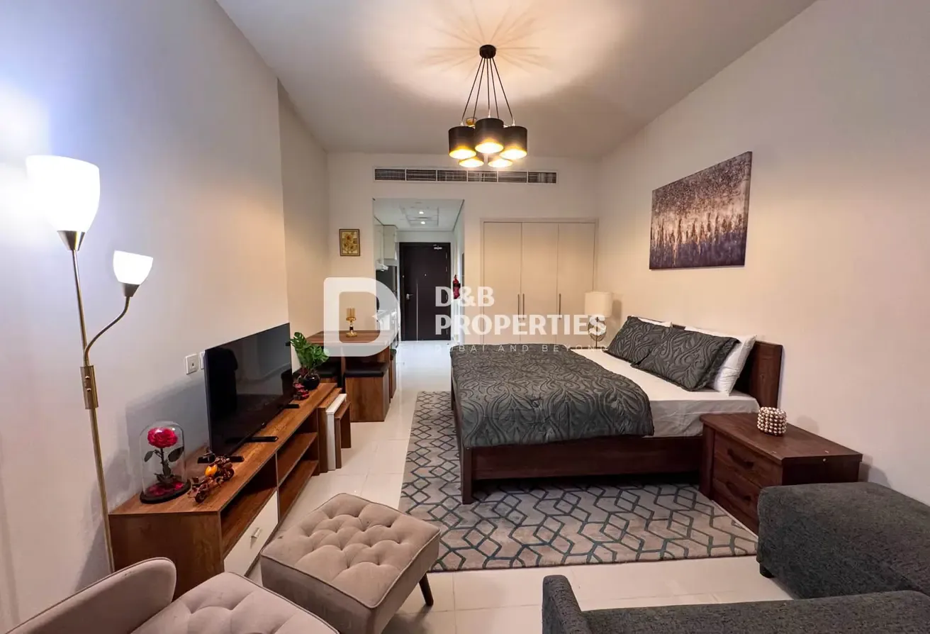 Fully Furnished | High Floor | Near to Exit