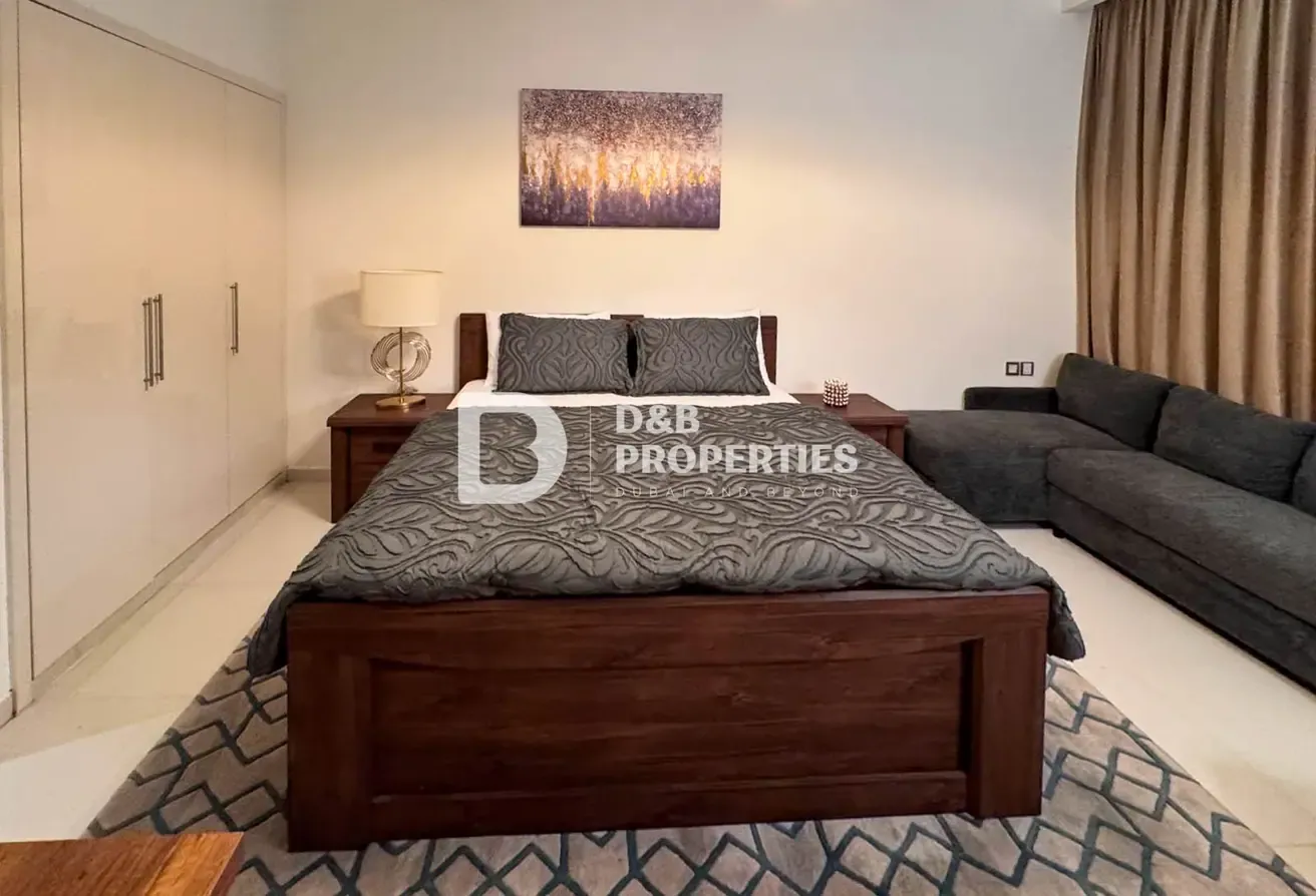 Fully Furnished | High Floor | Near to Exit