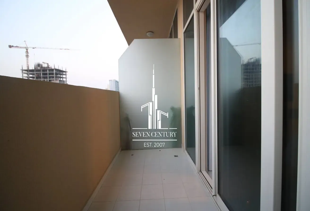 Stylish Furnished Studio | Vacant | Prime JVC