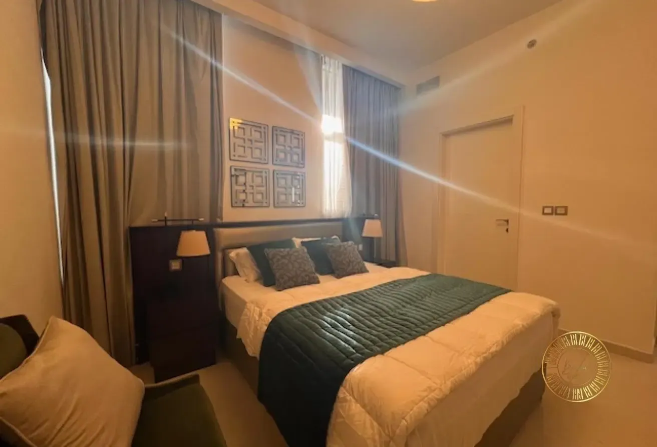 2 BEDROOM - FULLY FURNISHED -HIGHER FLOOR -BALCONY
