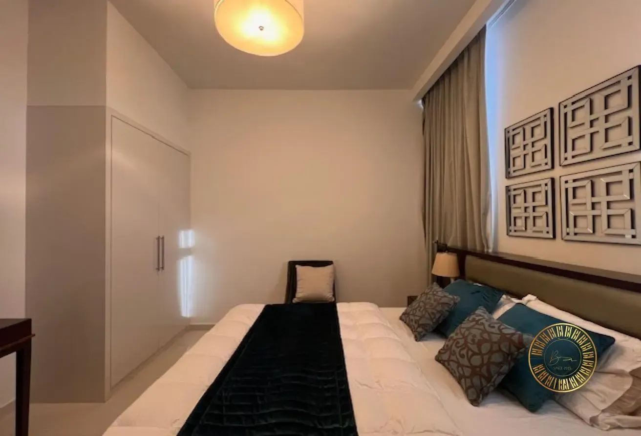 2 BEDROOM - FULLY FURNISHED -HIGHER FLOOR -BALCONY